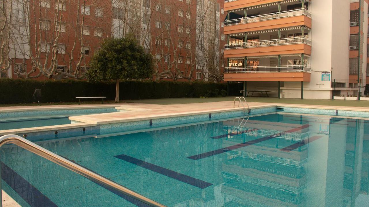 Апартаменты Sta. Eulalia Familias Arysal Салоу Экстерьер фото