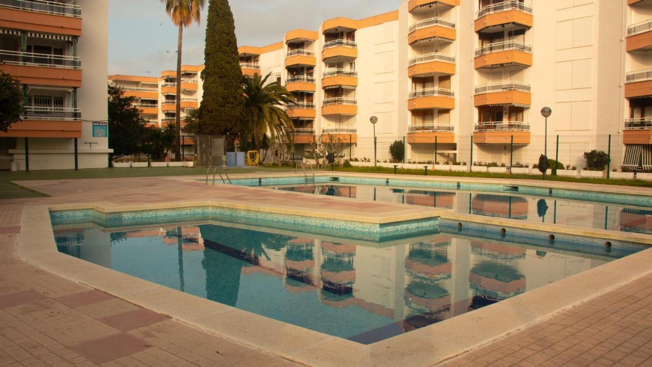 Апартаменты Sta. Eulalia Familias Arysal Салоу Экстерьер фото